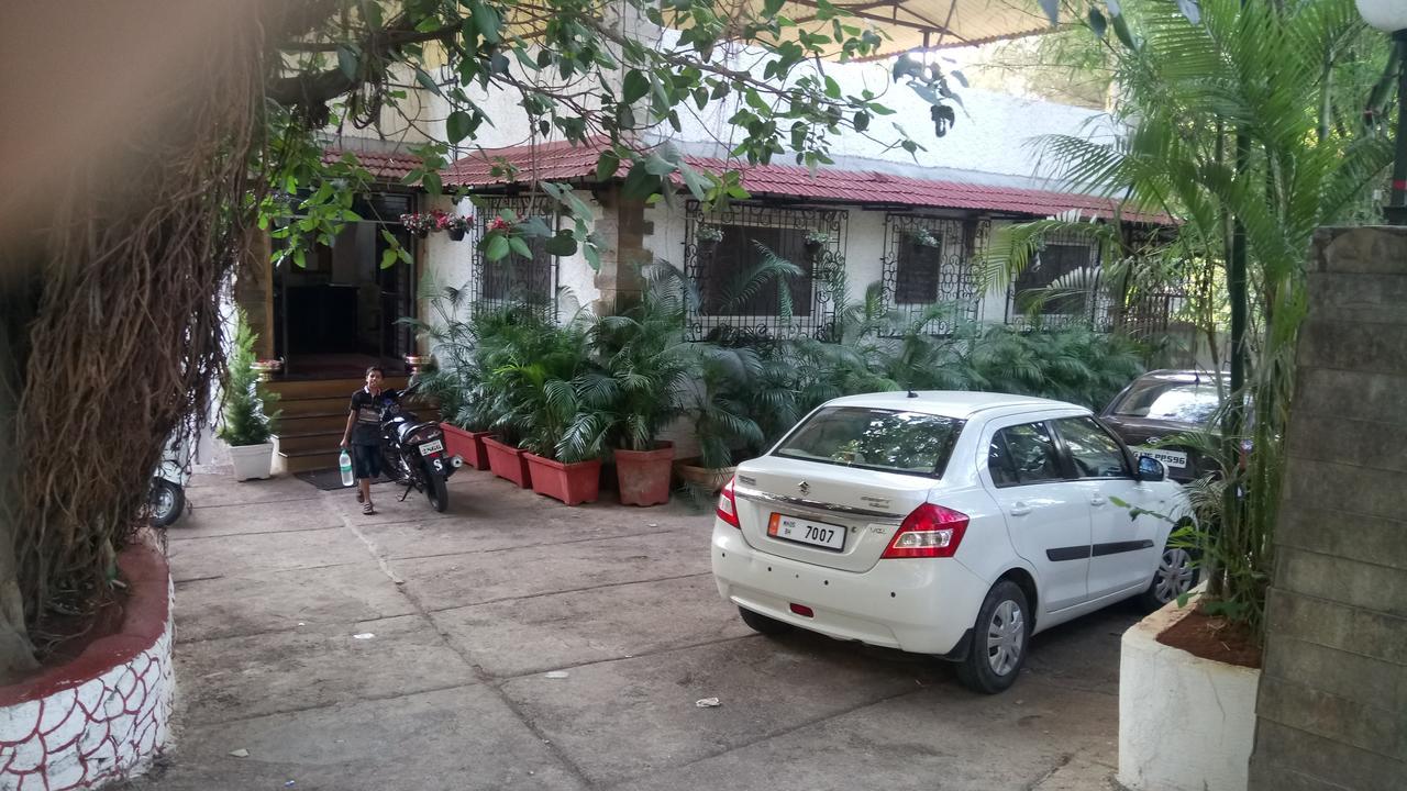 Hotel Ashoka Lonavala Εξωτερικό φωτογραφία