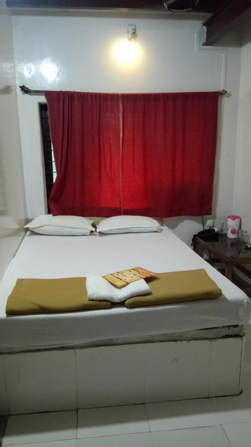 Hotel Ashoka Lonavala Εξωτερικό φωτογραφία